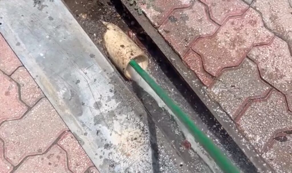 jetting out a drain