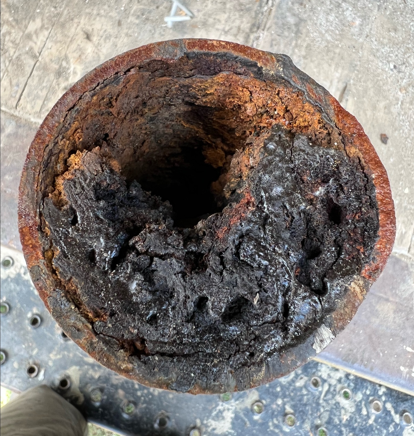 drain-pipe-broken-and-needing-repair
